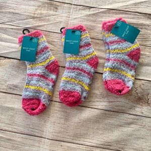 Kids Fuzzy Grip Socks Set of 3 Multicolor Size 4–8.5